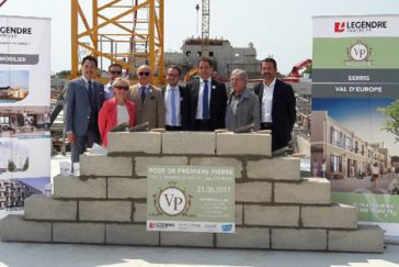 Crédit : © Legendre immobilier Photographie de la pose de la première pierre du programme de logements Victoria park - le 21 juin 2017