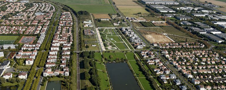 Vue aérienne des quartiers des Cent Arpents, du Sycomore et Gustave Eiffel à Bussy Saint-Georges