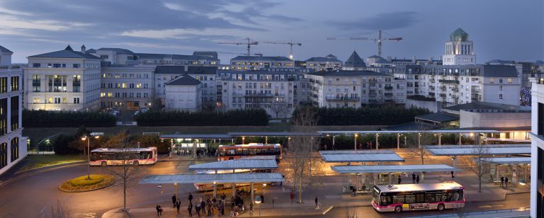 Centre urbain du Val d'Europe : Quartier de la Gare - Abords de la Gare Routière